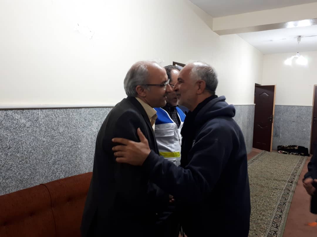 حضور در سیل 04