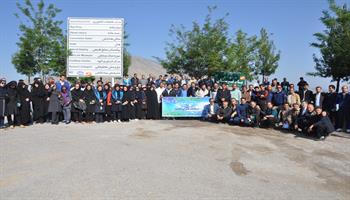 گزارش تصویری//همایش پیاده روی کارکنان به مناسبت هفته سلامت در بهداشت و درمان صنعت نفت مرکزی و لرستان