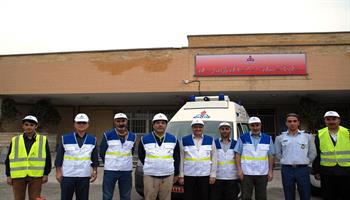 گزارش تصویری//تشکیل کمیته مدیریت بحران بهداشت و درمان صنعت نفت مرکزی در پی سیل اخیر در برخی مناطق کشور و امداد رسانی به نقاط سیل زده لرستان