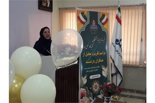 تکریم خانم منصوری 5